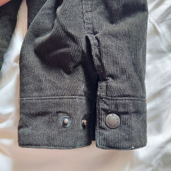 [SOLD] Unisex Levi's Vintage Corduroy Jacket with Sherpa Lining - Picture 9 of 12